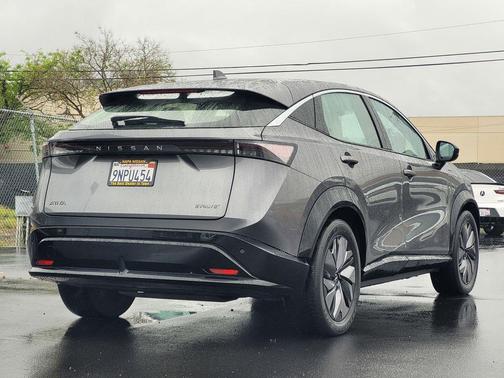 Gun Metallic 2024 Nissan ARIYA EVOLVE+