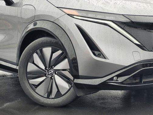 Gun Metallic 2024 Nissan ARIYA EVOLVE+