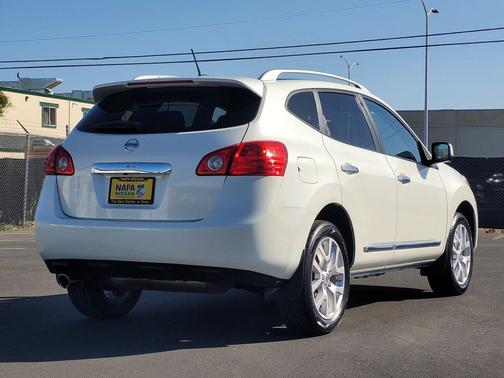 Pearl White 2012 Nissan Rogue SV w/SL Pkg