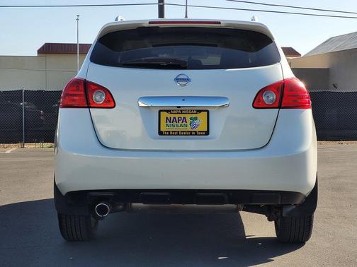Pearl White 2012 Nissan Rogue SV w/SL Pkg