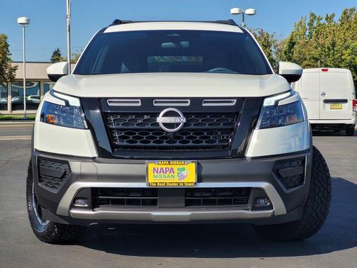 2025 Nissan Pathfinder Rock Creek 4WD