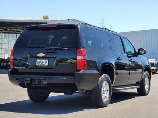 Black 2014 Chevrolet Suburban 1500 LS