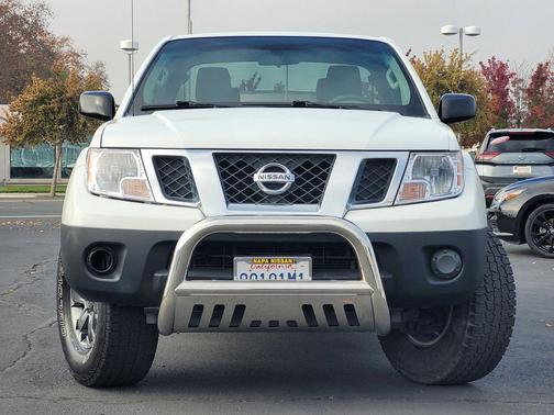 2013 Nissan Frontier S
