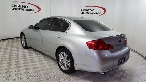 2011 INFINITI G37x Base