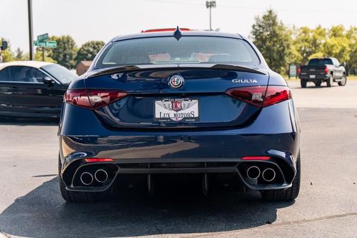 2017 Alfa Romeo Giulia Quadrifoglio
