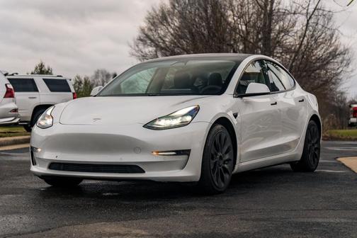 2022 Tesla Model 3 Long Range