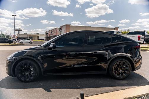 2023 Tesla Model Y Long Range Dual Motor All-Wheel Drive