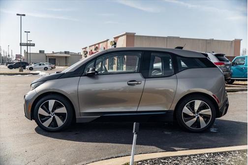 2016 BMW i3 Base w/Range Extender