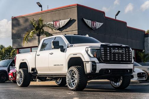 2025 GMC Sierra 2500 Denali Ultimate