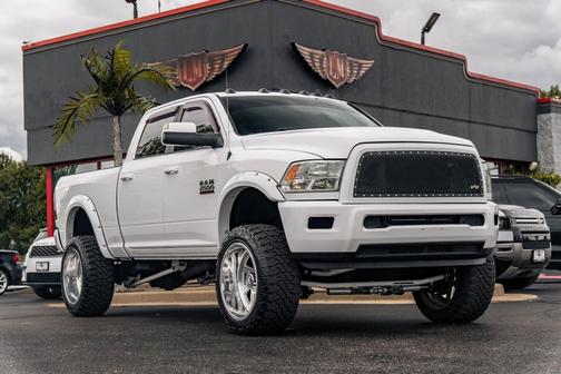 2018 RAM 2500 SLT Crew Cab 4x4 6'4' Box