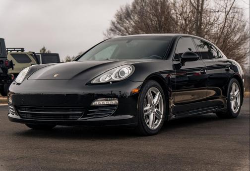 2012 Porsche Panamera 4