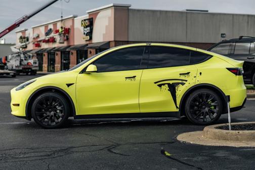 Pearl White Multi-Coat 2021 Tesla Model Y Long Range Dual Motor All-Wheel Drive