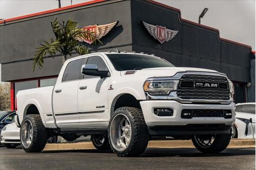 2022 RAM 2500 Limited Crew Cab 4x4 6'4' Box