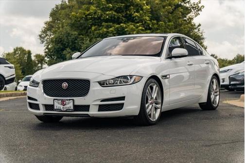 2017 Jaguar XE 35t Premium