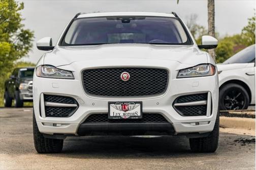 2017 Jaguar F-PACE 35t R-Sport