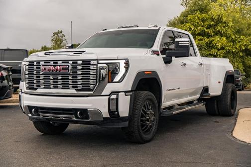 2024 GMC Sierra 3500 Denali