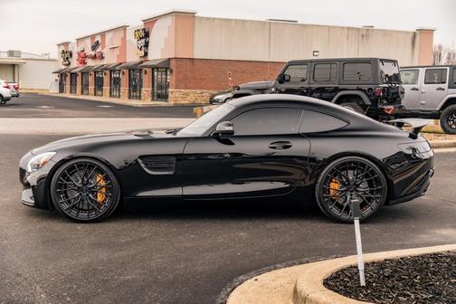 2016 Mercedes-Benz AMG GT S