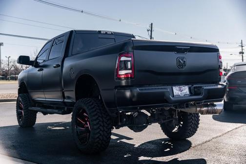 Diamond Black Crystal Pearlcoat 2021 RAM 2500 Big Horn Crew Cab 4x4 6'4' Box