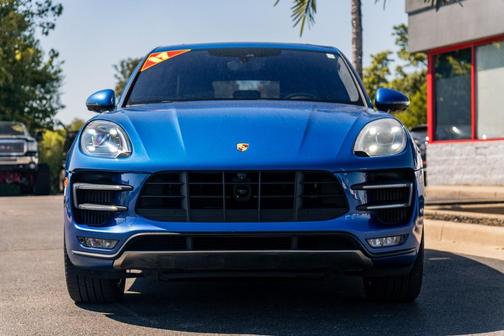 2017 Porsche Macan Turbo