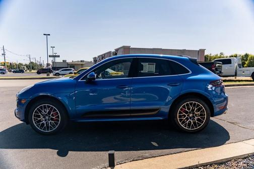 2017 Porsche Macan Turbo