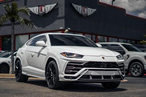 Bianco Monocerus 2021 Lamborghini Urus