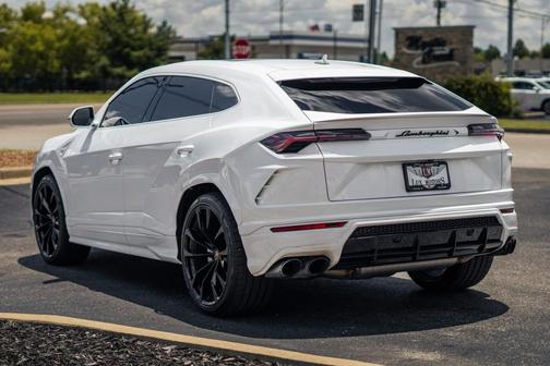 Bianco Monocerus 2021 Lamborghini Urus