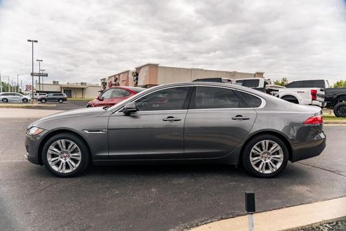 2016 Jaguar XF 35t Premium