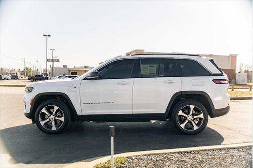 2022 Jeep Grand Cherokee 4xe Base