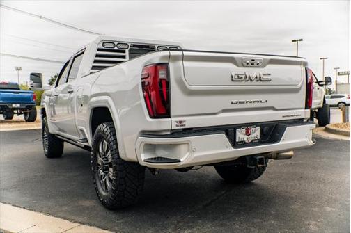 2024 GMC Sierra 2500 Denali