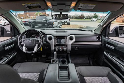 2017 Toyota Tundra SR5