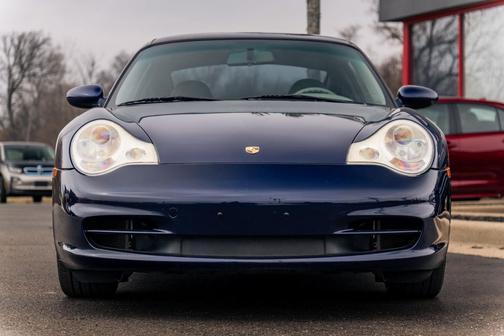 2003 Porsche 911 Carrera