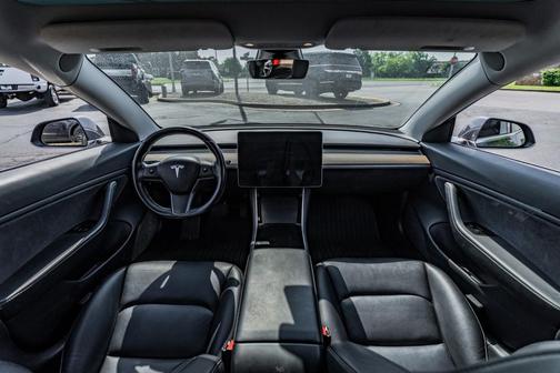 Midnight Silver Metallic 2018 Tesla Model 3 Long Range