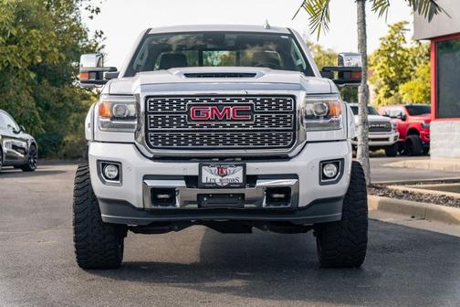2019 GMC Sierra 2500 Denali