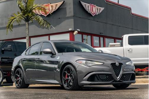 2019 Alfa Romeo Giulia Quadrifoglio