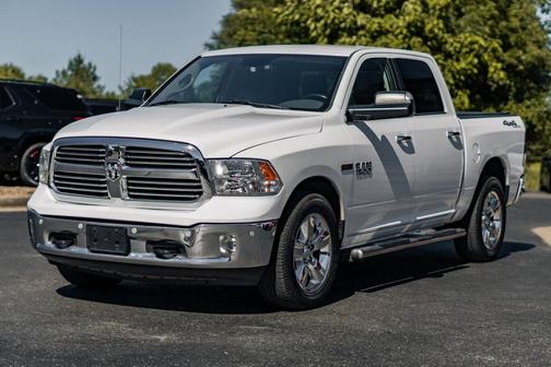 Bright White Clearcoat 2014 RAM 1500 Big Horn