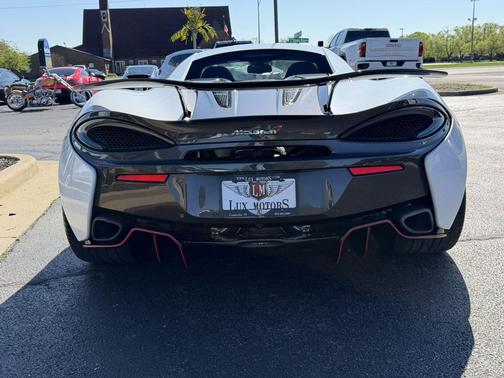 Silica White 2017 McLaren 570S