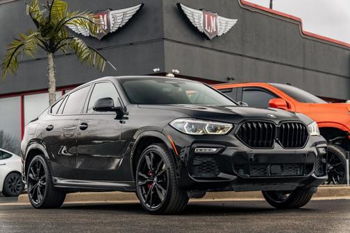 2021 BMW X6 M50i
