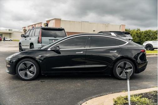 2019 Tesla Model 3 Standard Range Plus