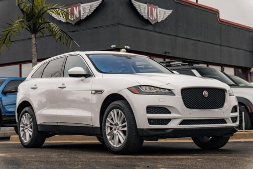 2017 Jaguar F-PACE 35t Prestige