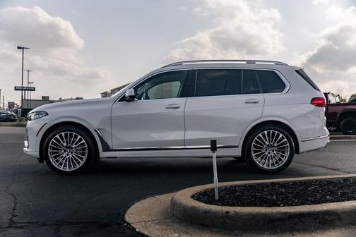 Alpine White 2020 BMW X7 xDrive40i