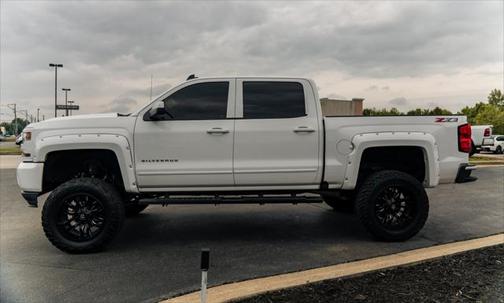 2018 Chevrolet Silverado 1500 2LT