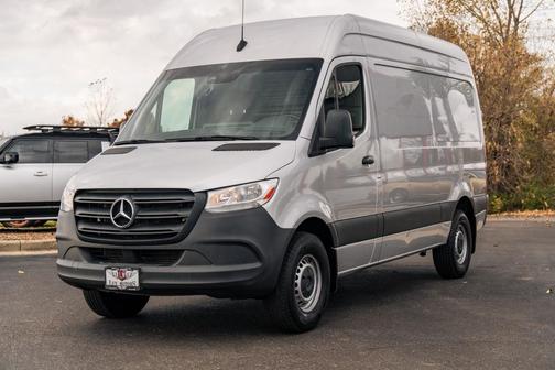 2022 Mercedes-Benz Sprinter 2500 Standard Roof
