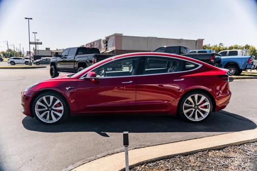 2018 Tesla Model 3 Performance