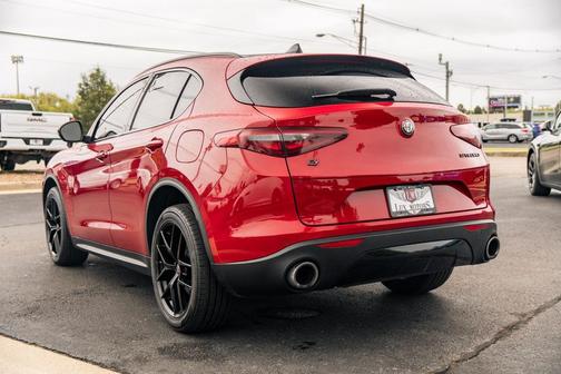 2018 Alfa Romeo Stelvio Ti Sport