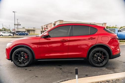 2018 Alfa Romeo Stelvio Ti Sport
