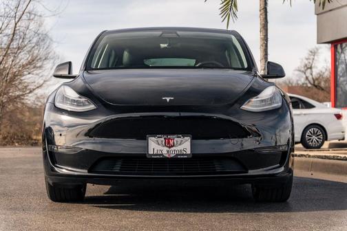 2021 Tesla Model Y Long Range Dual Motor All-Wheel Drive