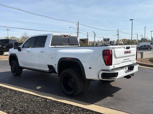 Summit White 2025 GMC Sierra 3500 Denali