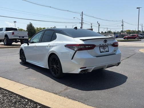 Wind Chill Pearl 2021 Toyota Camry XSE