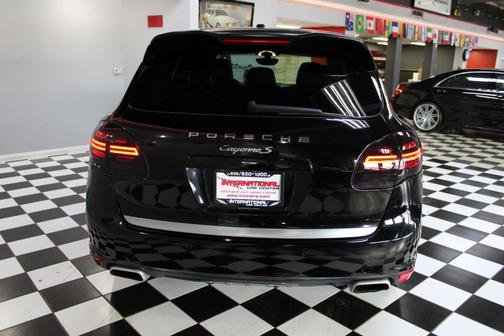 2011 Porsche Cayenne S