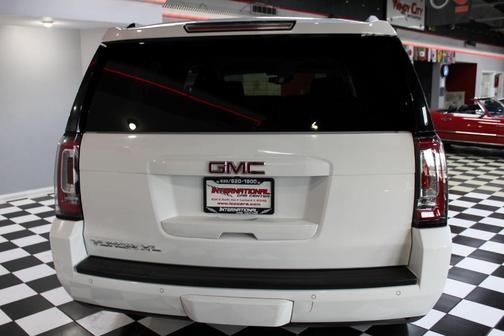 2017 GMC Yukon XL SLT